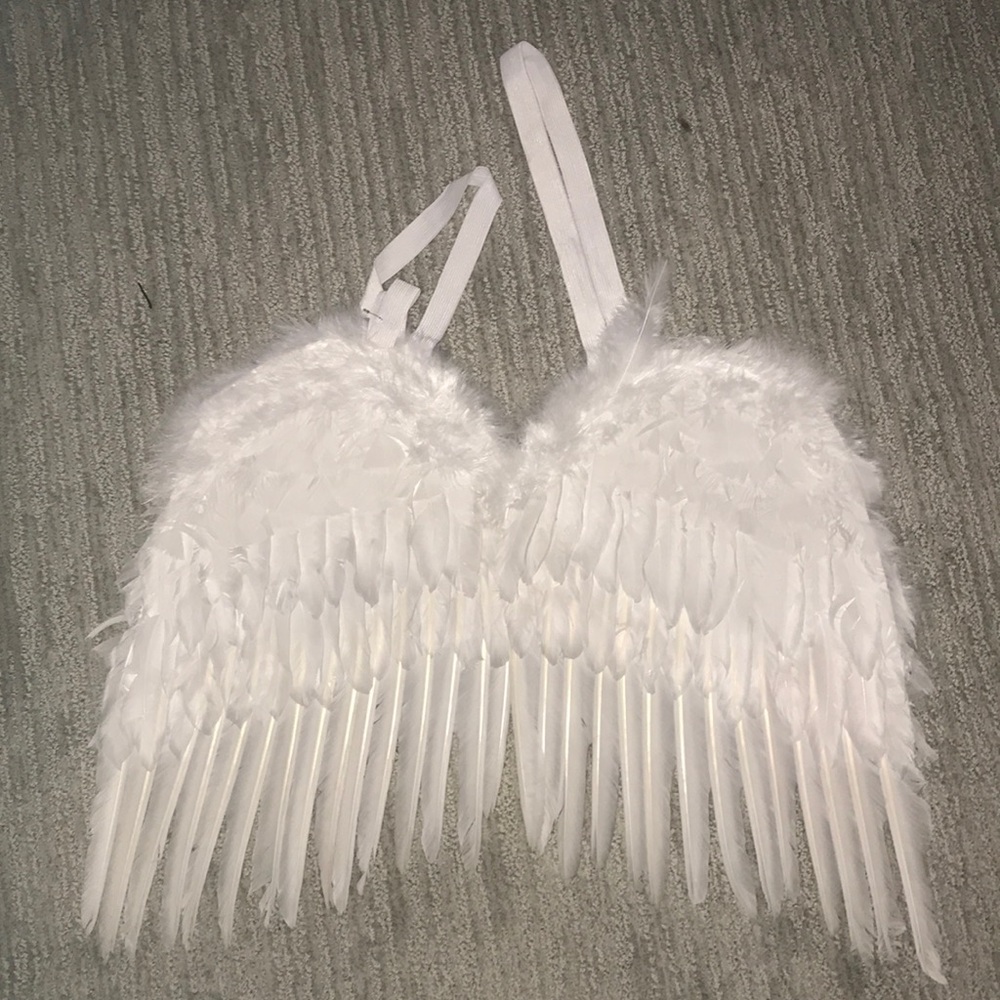 Angel wings